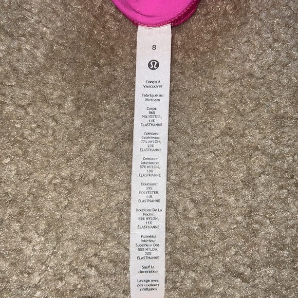 SONIC PINK Lululemon shorts 2.5” sz 8 - Picture 4 of 4